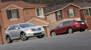 Honda Crosstour vs Toyota Venza